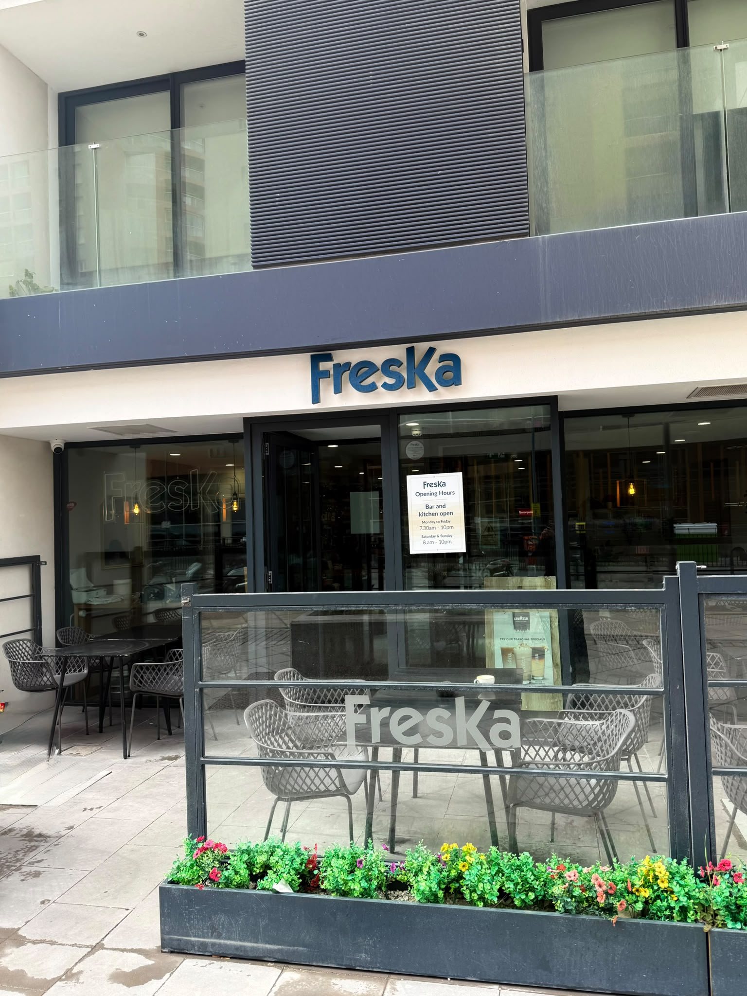 Freska café and deli at E1